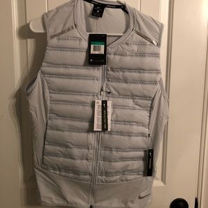 Nike light grey jacket/vest
